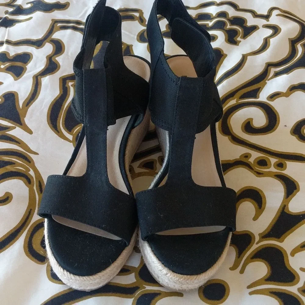 Moda Spana Kara Espadrilles